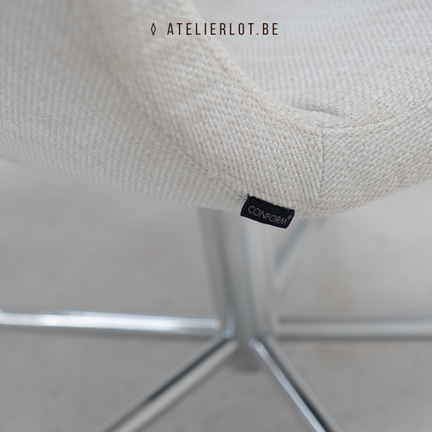 Set 2 design fauteuils Conform