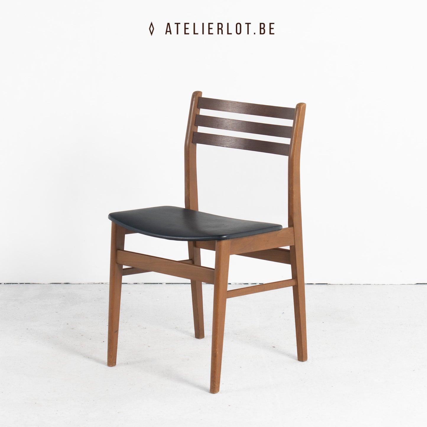 8 eetkamerstoelen Sax Møbelfabrik