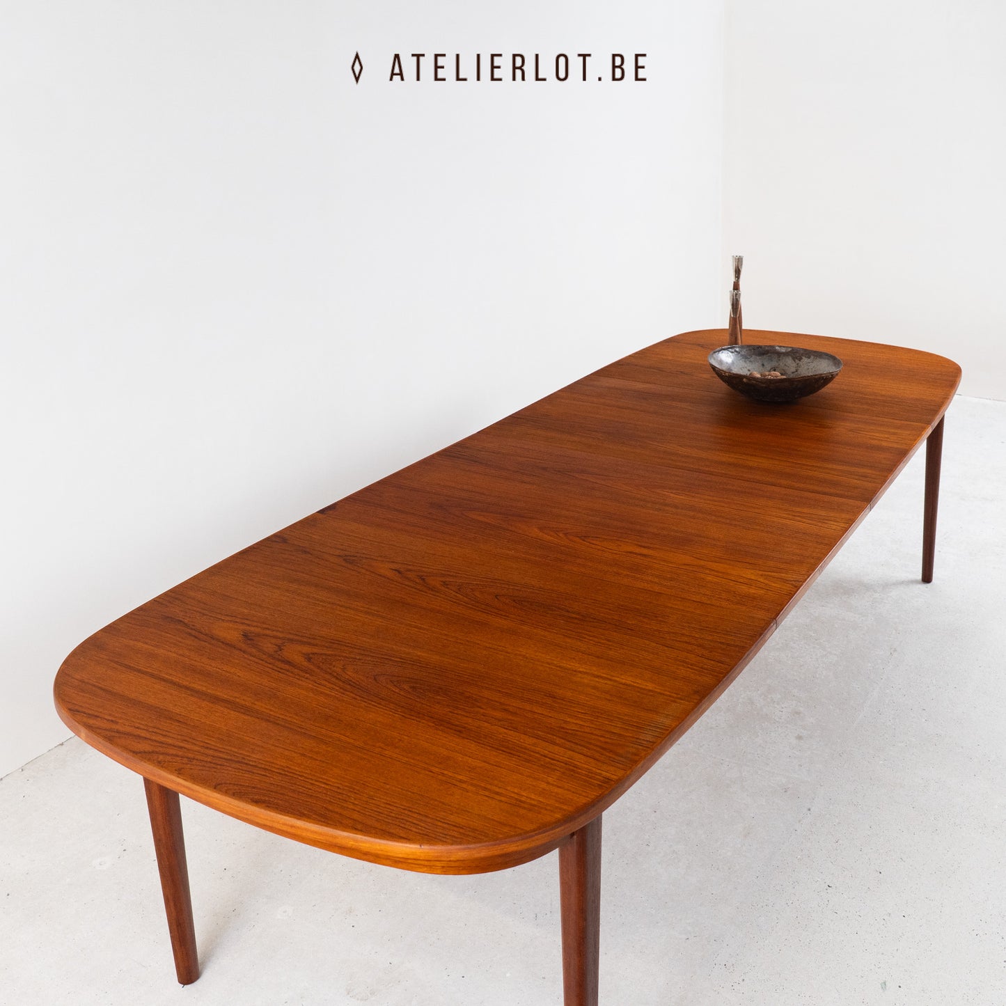 Deense eettafel 12 personen