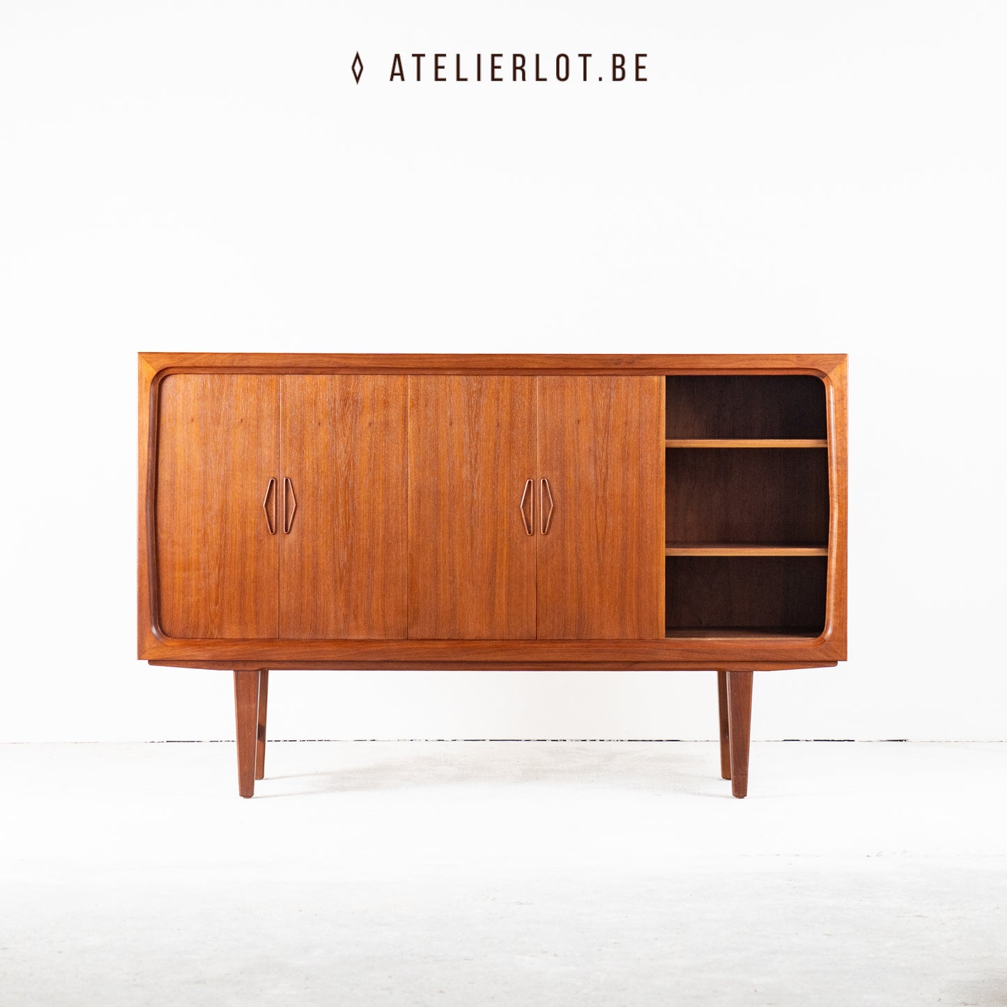 Deens Mid-Century teak dressoir