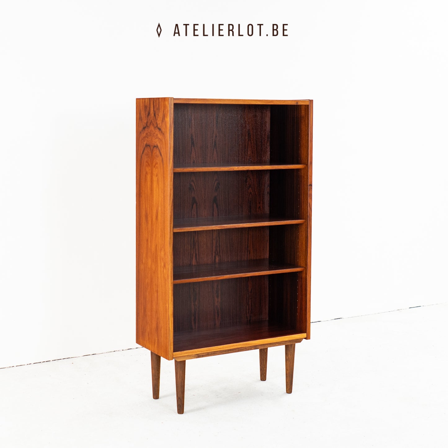 Boekenkast klein palissander P. Hundevad