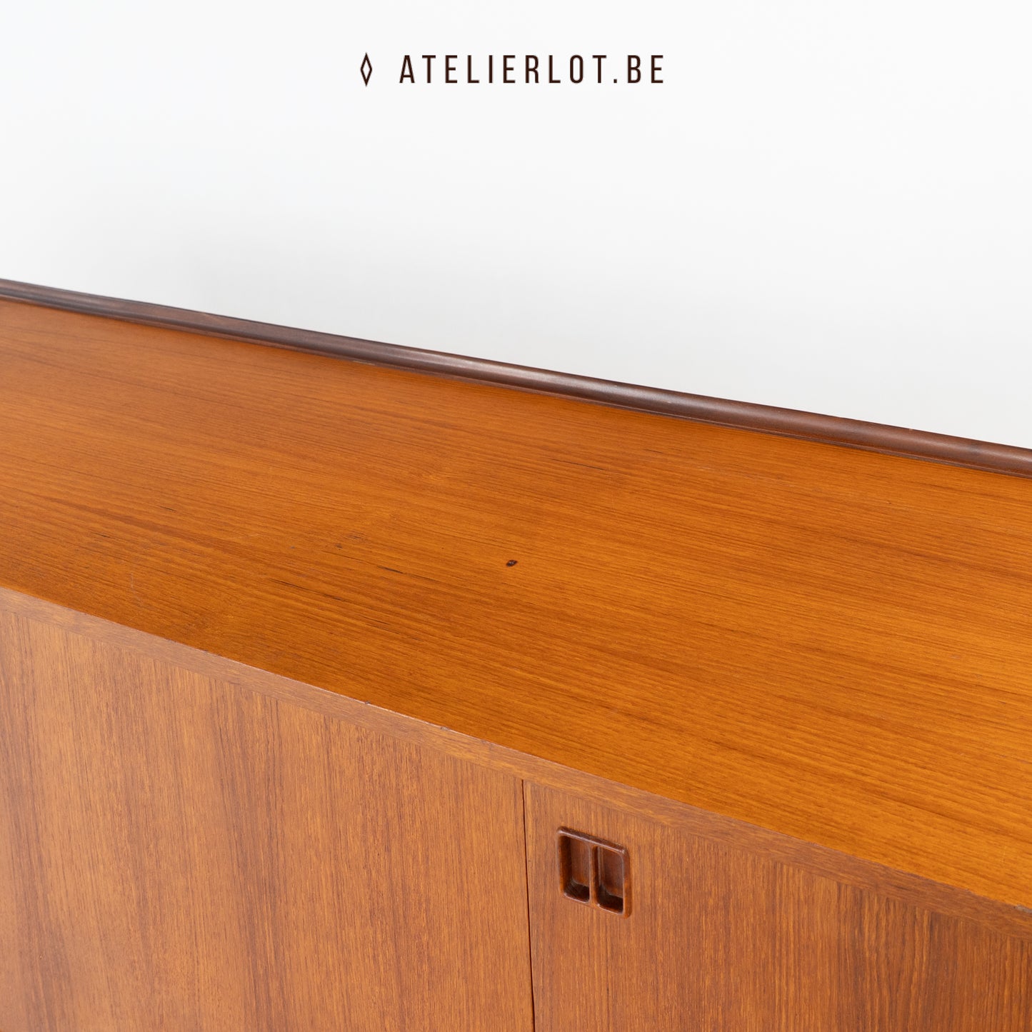 Lowboard Oswald Vermaercke voor V-Form