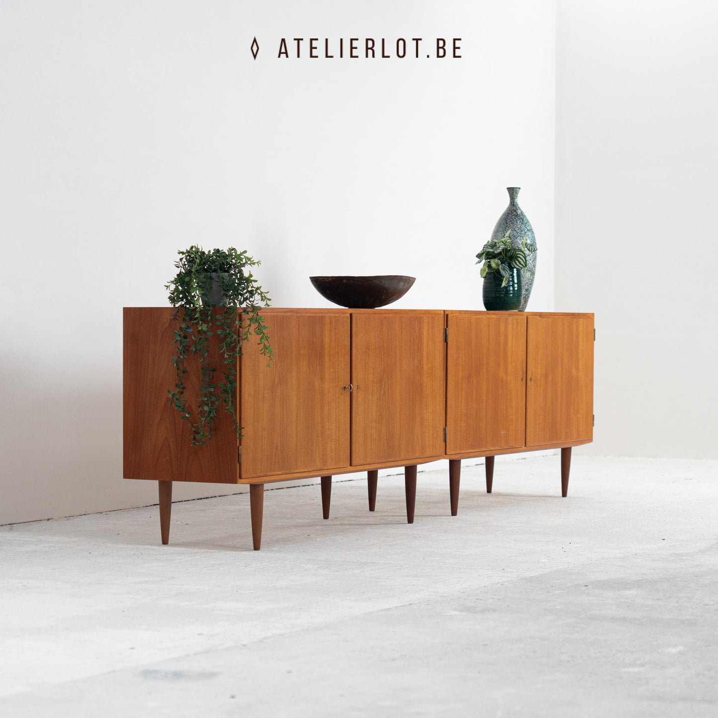 Vintage lowboard XL Denemarken