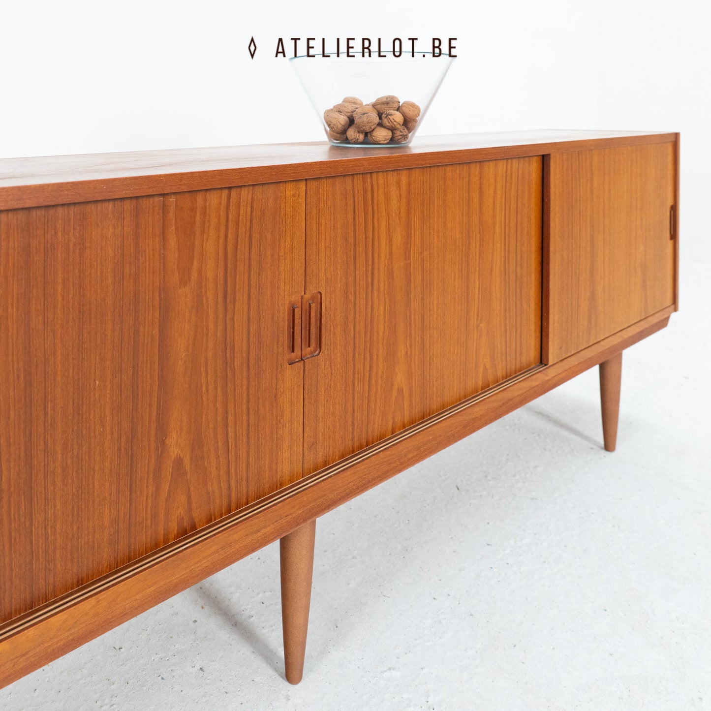 Vintage lowboard XL Denemarken 2