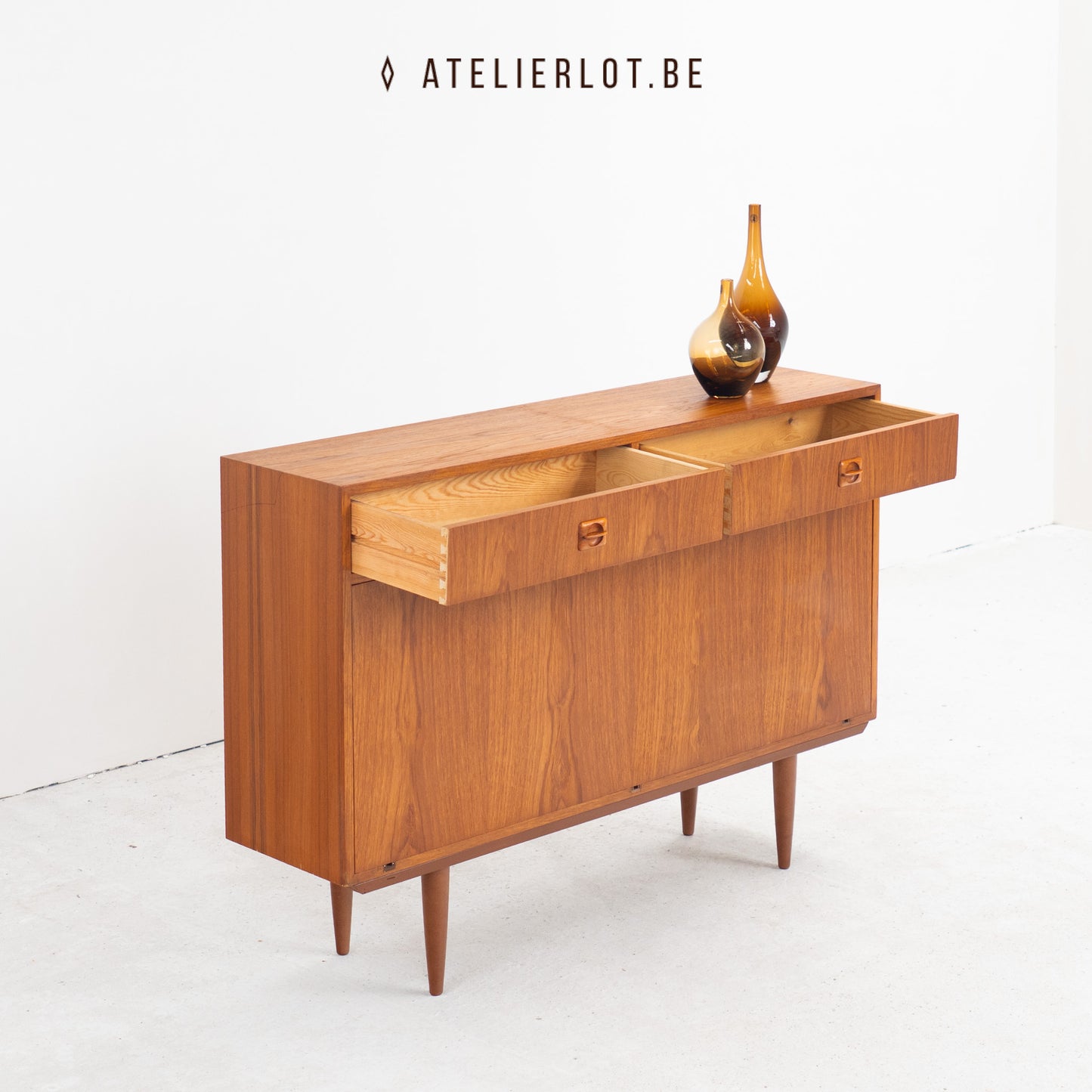 Vintage bijzetkast 2