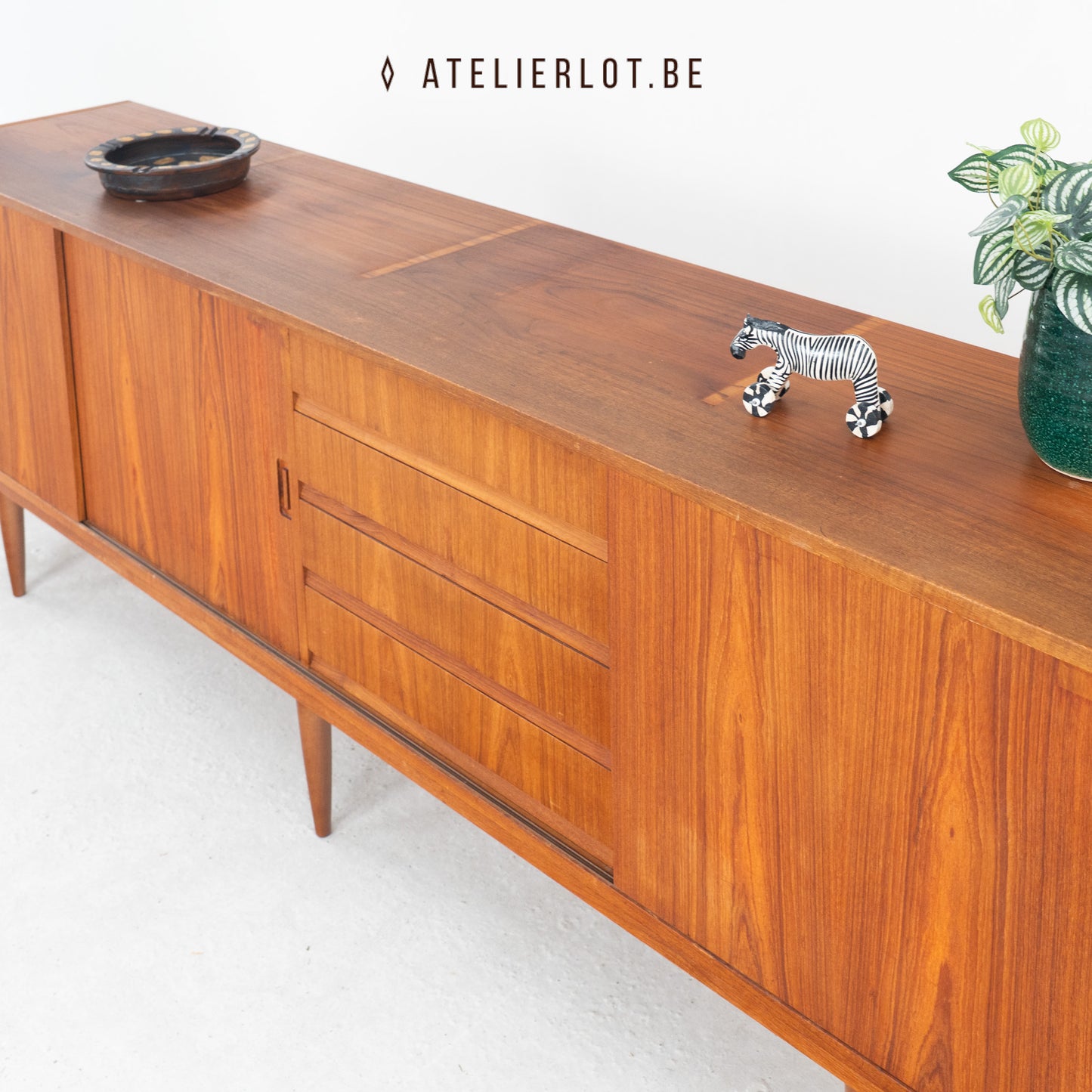 Vintage lowboard XL Denemarken 3