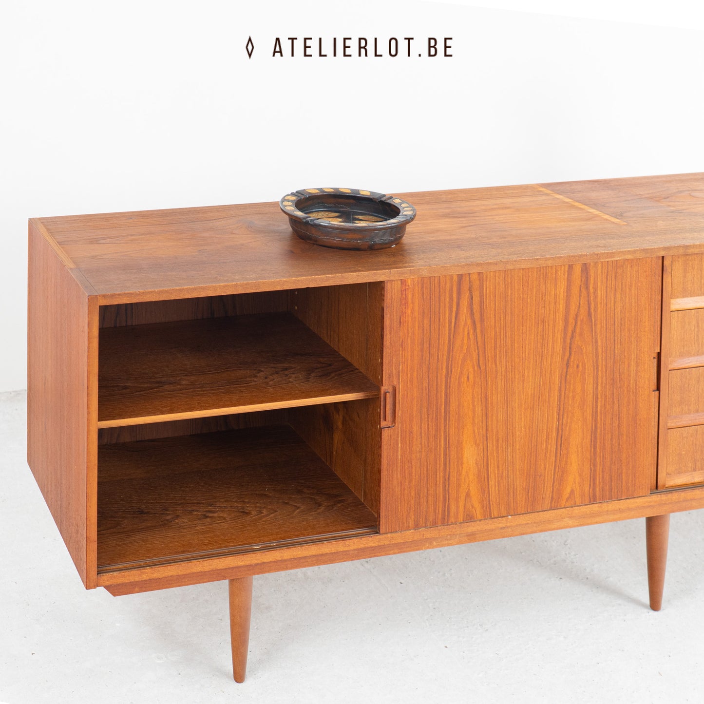 Vintage lowboard XL Denemarken 3
