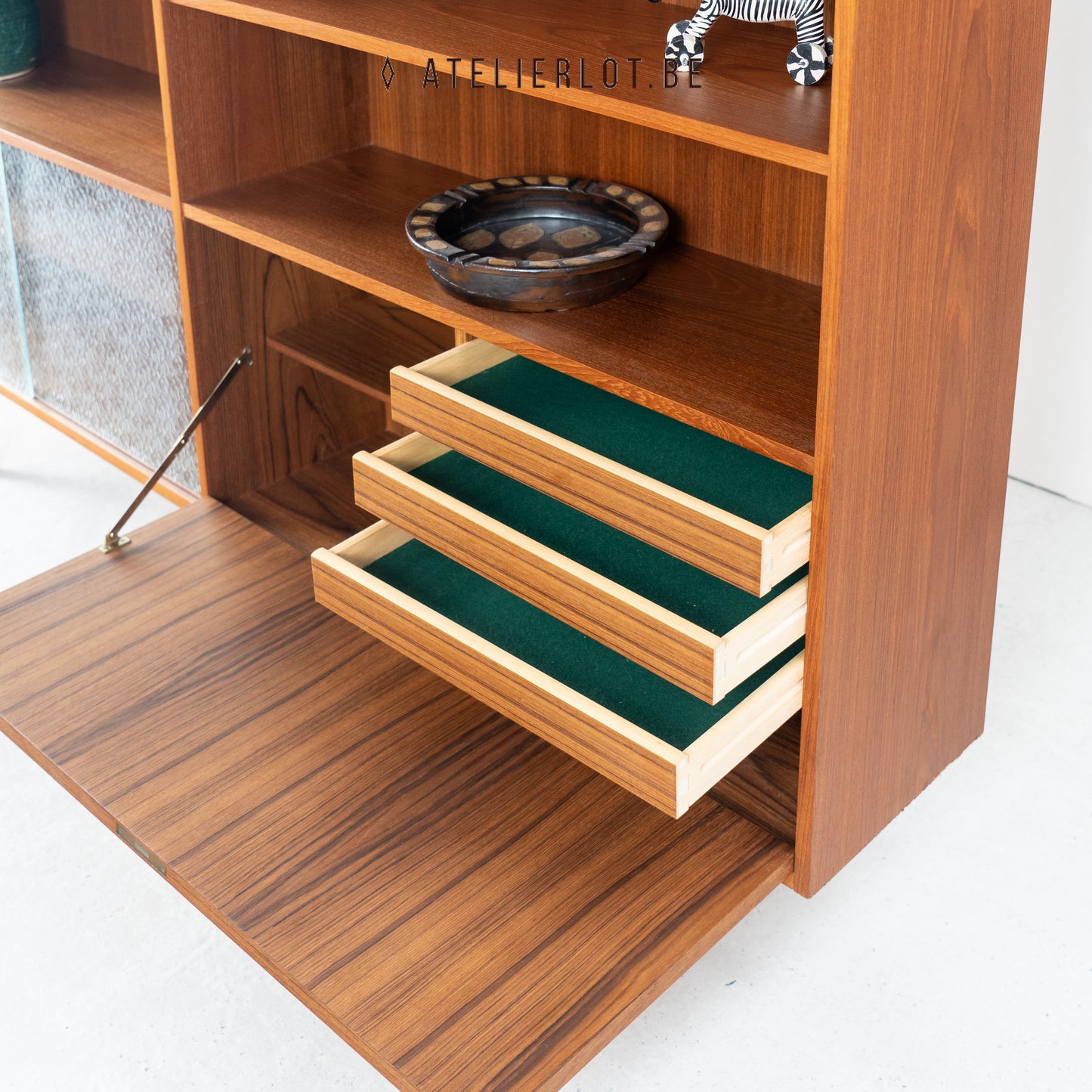 Deense boekenkast / vakkenkast