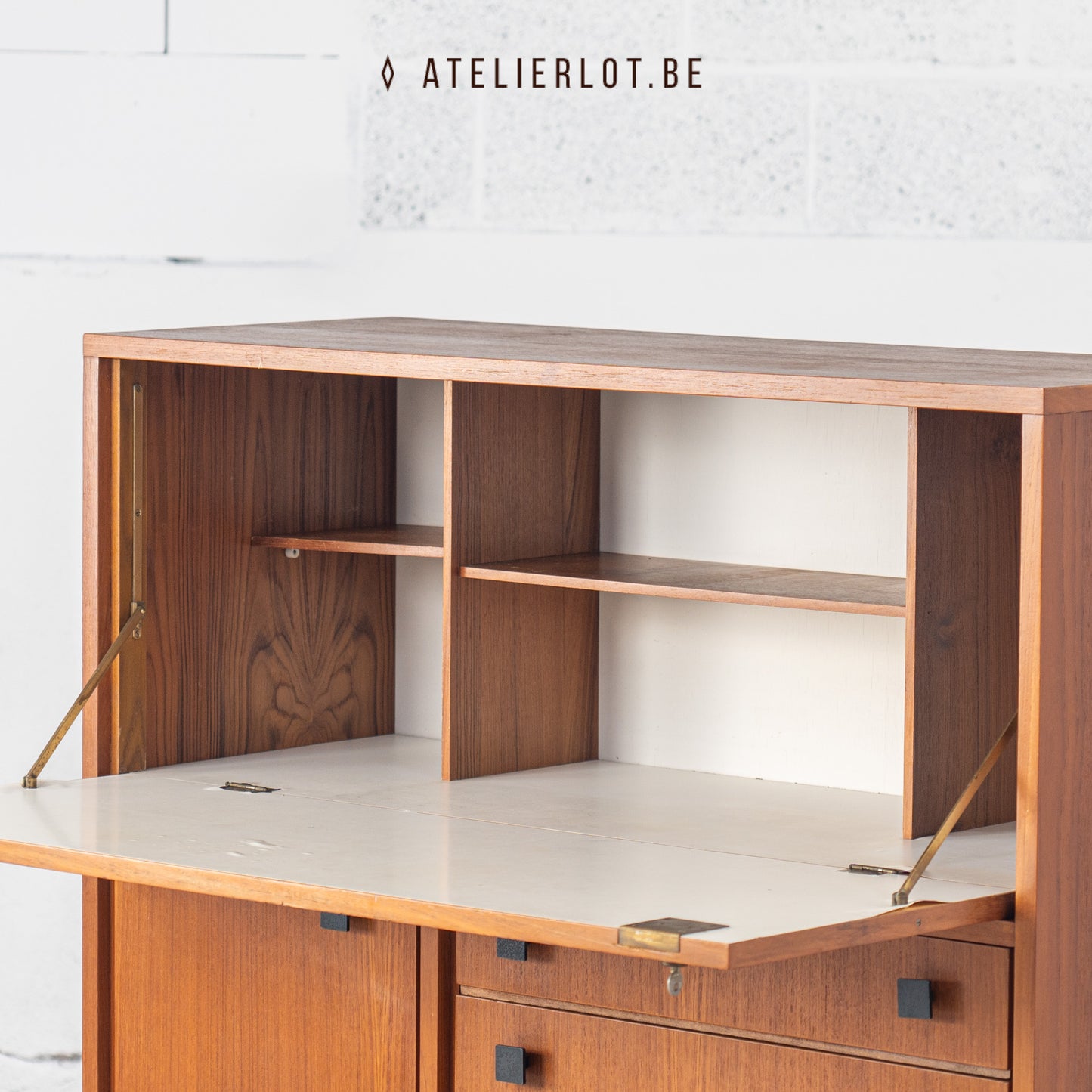 Vintage secretaire 2
