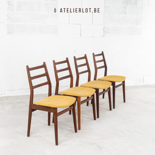 4 vintage stoelen Casala