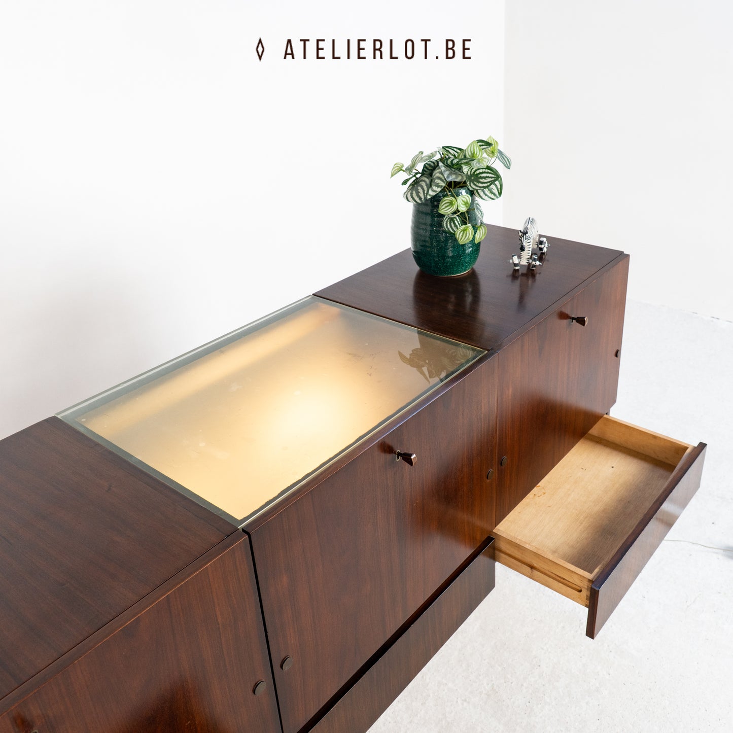 Vintage lowboard palissander