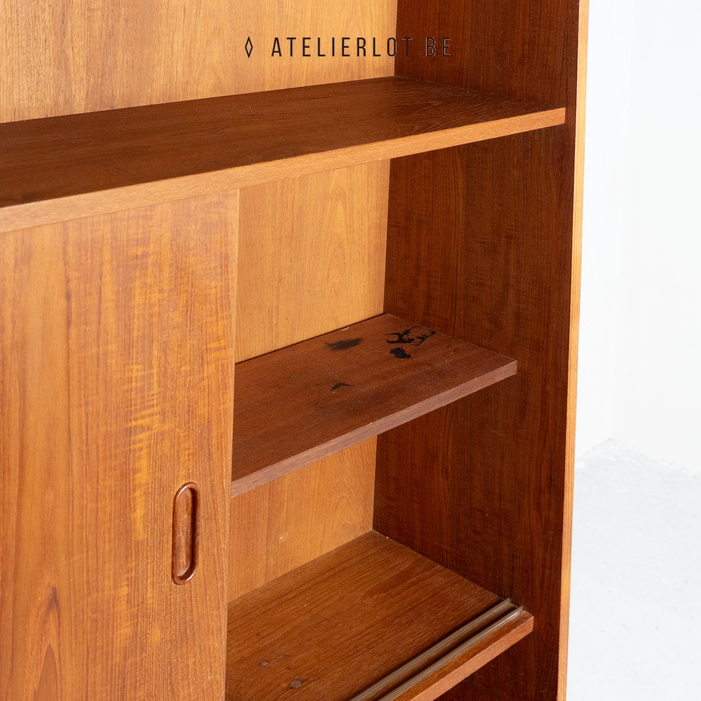 Vintage Deense boekenkast / secretaire