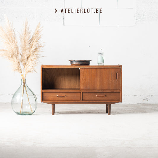 Vintage bijzetkast / tv-kastje