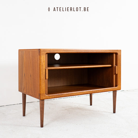 Vintage lowboard/platenkast Dyrlund