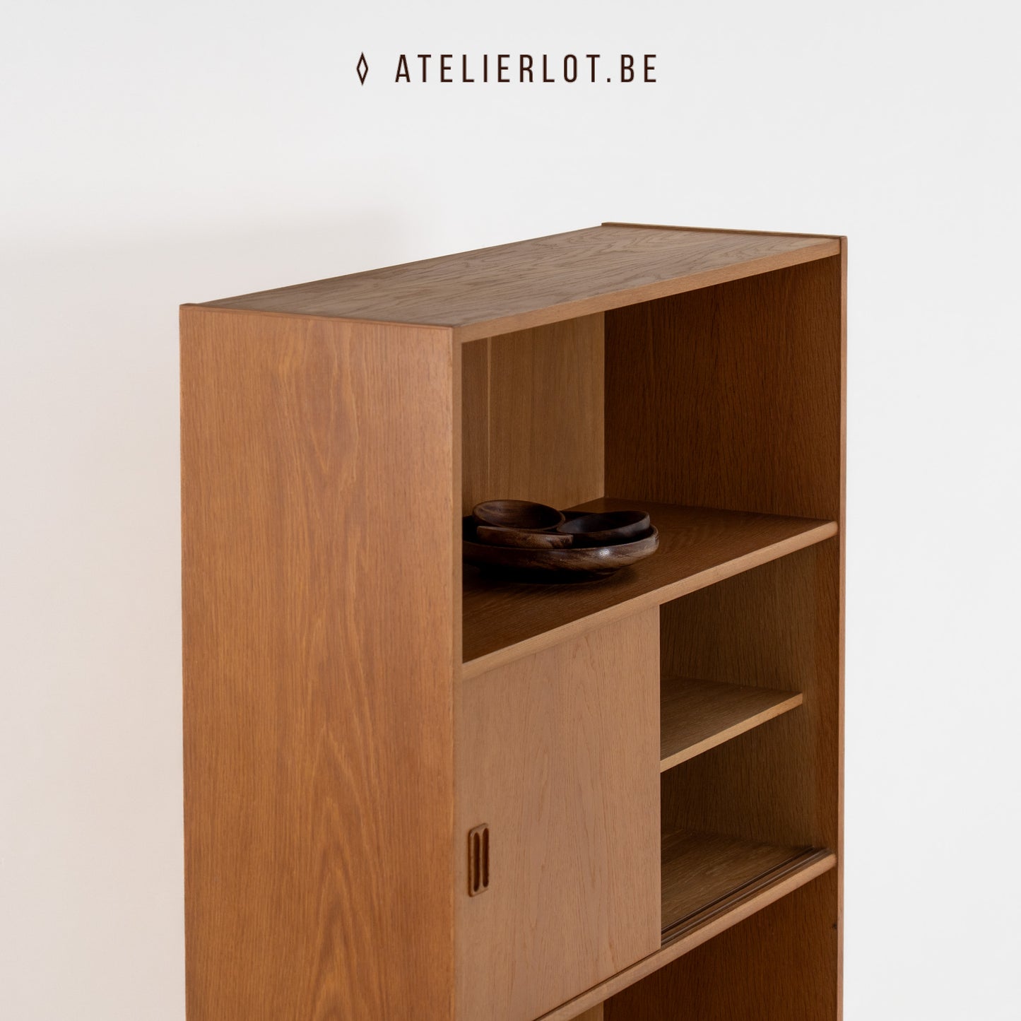 Vintage boekenkast