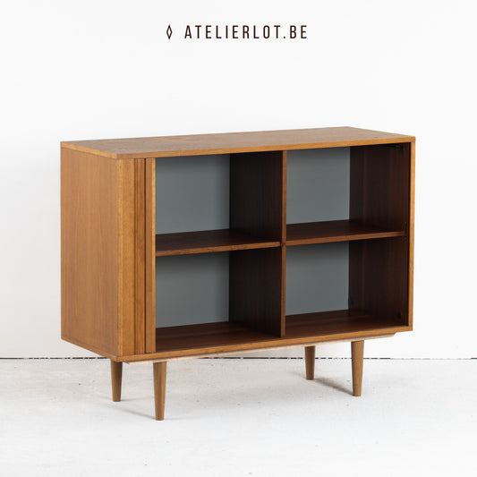 Vintage platenkast met jaloeziedeur