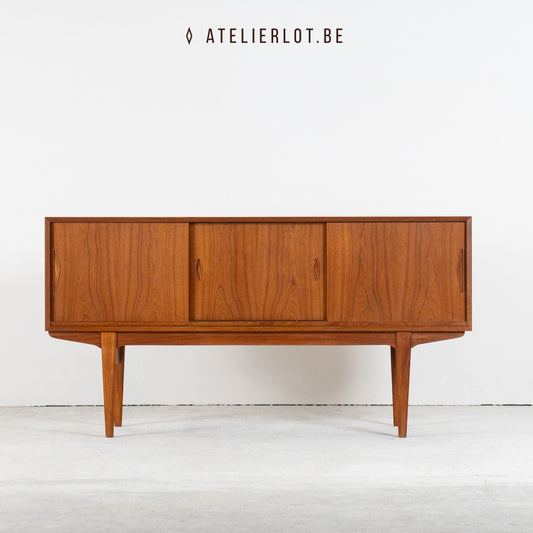 Lowboard met schuifdeuren