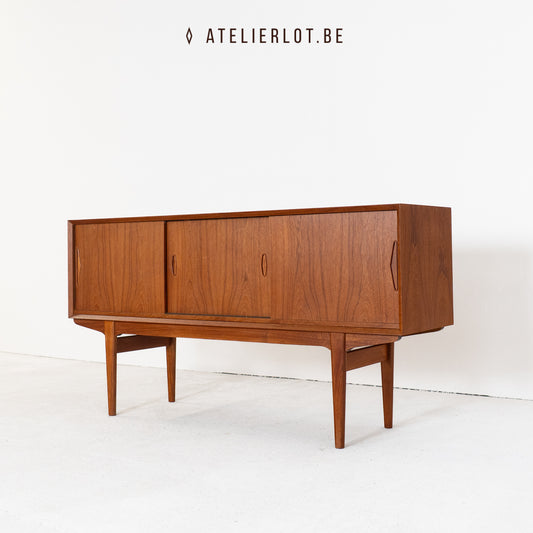 Lowboard met schuifdeuren