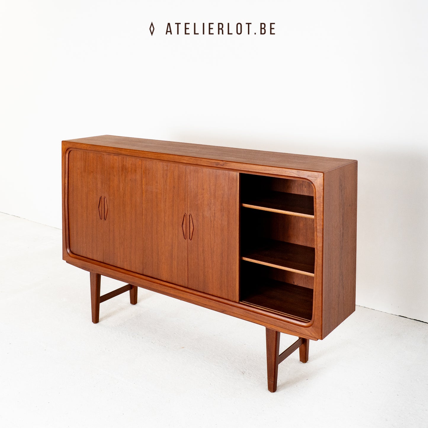 Deens Mid-Century teak dressoir
