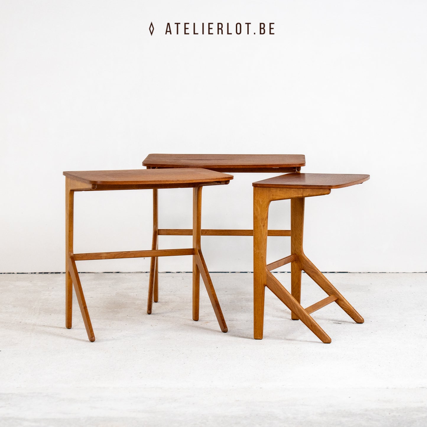 Set 3 nesting tafeltjes