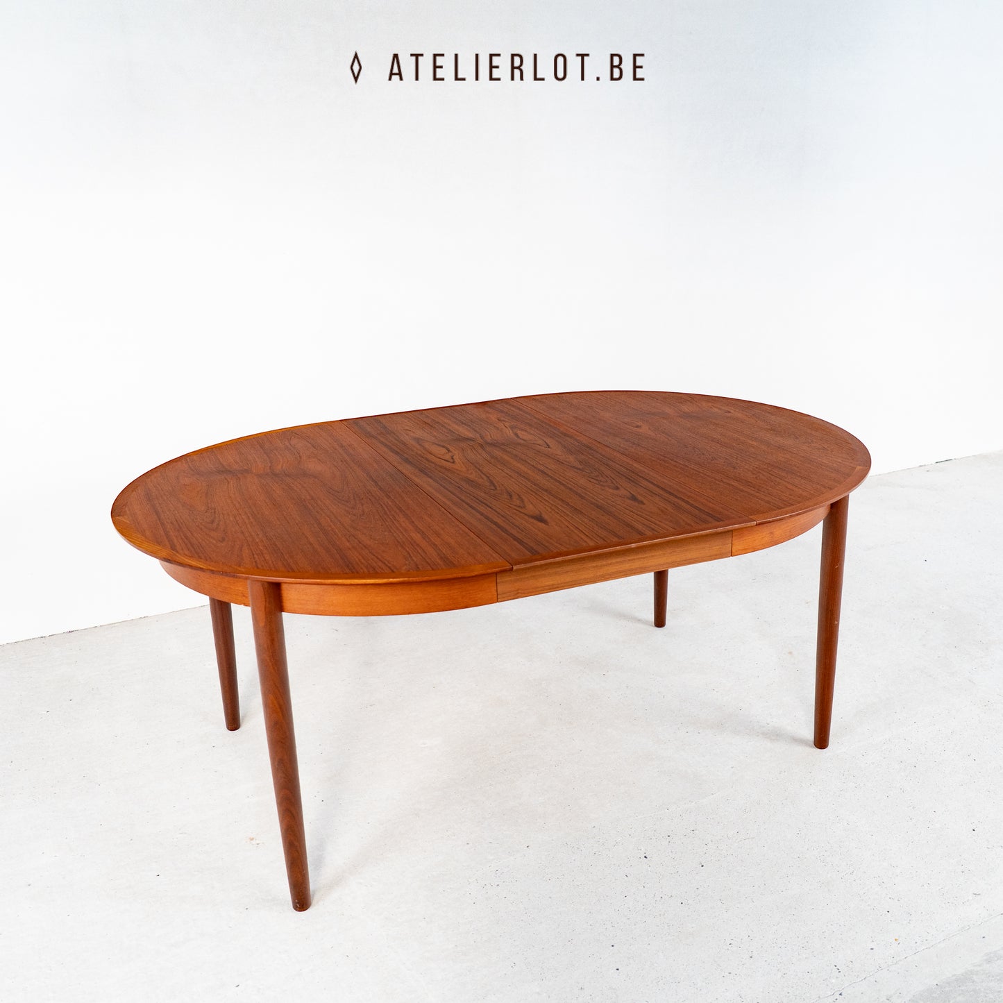 Ronde eettafel uitschuifbaar Deens design
