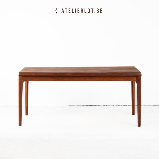 Deense XL Eettafel – Henning Kjærnulf