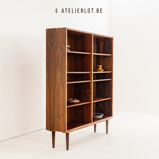 Boekenkast P. Hundevad