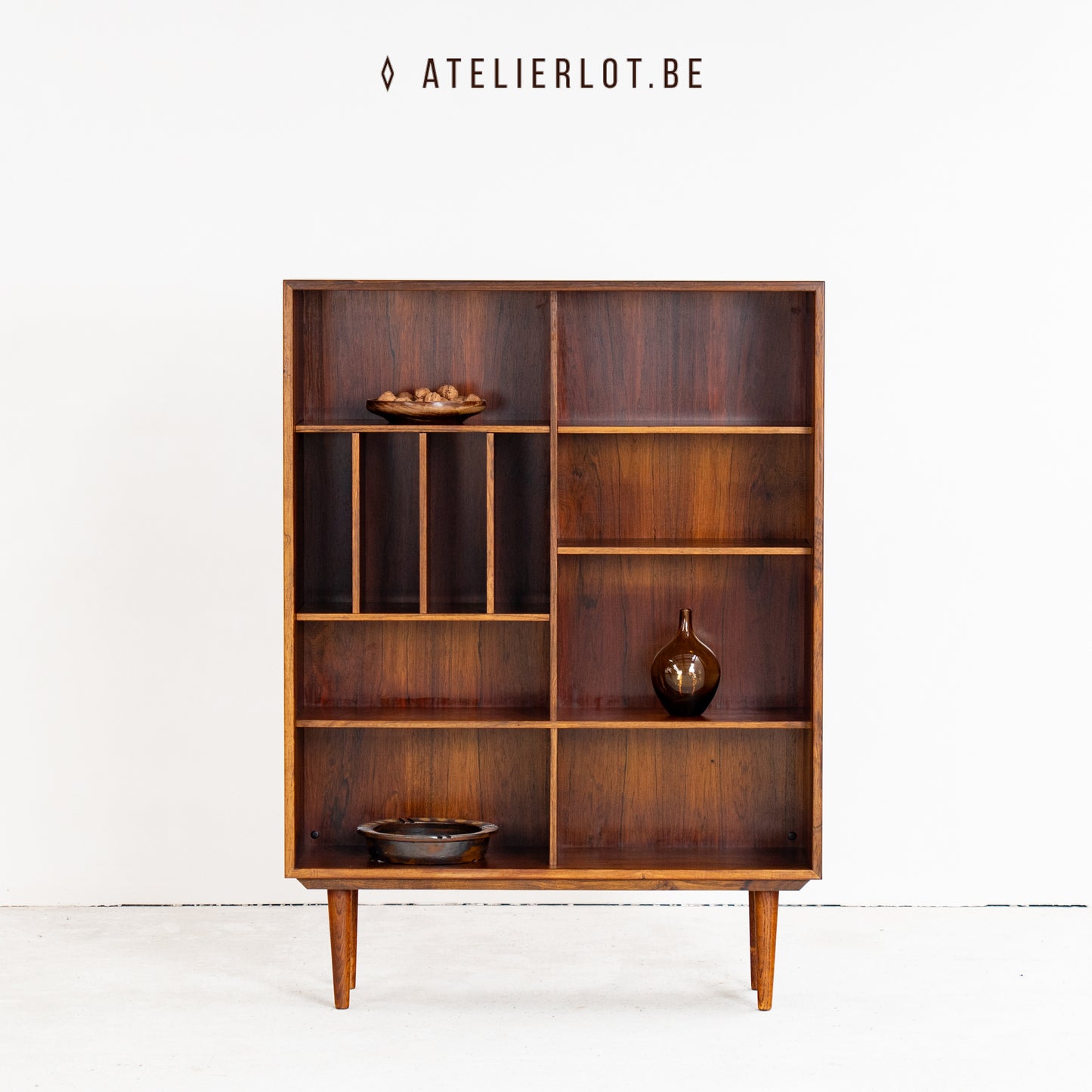 Vintage boekenkast / vakkenkast Palissander