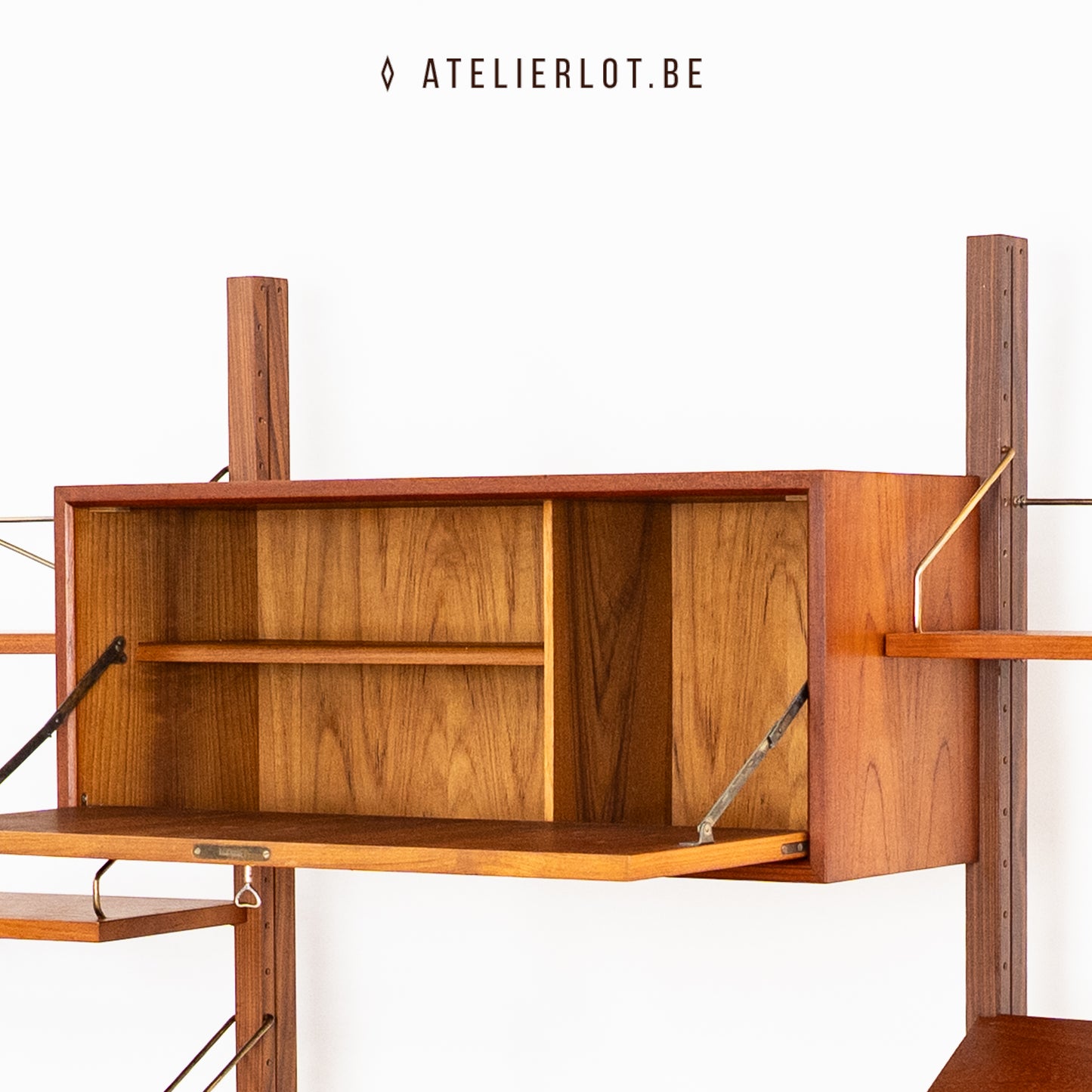 Poul Cadovius Royal System – Teak Wandmeubel (4 Delen)