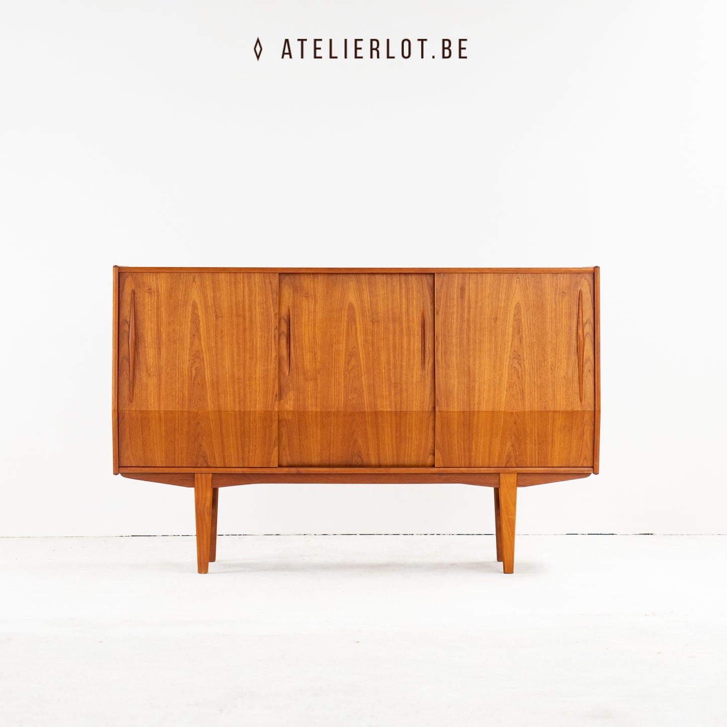 Teakhouten highboard