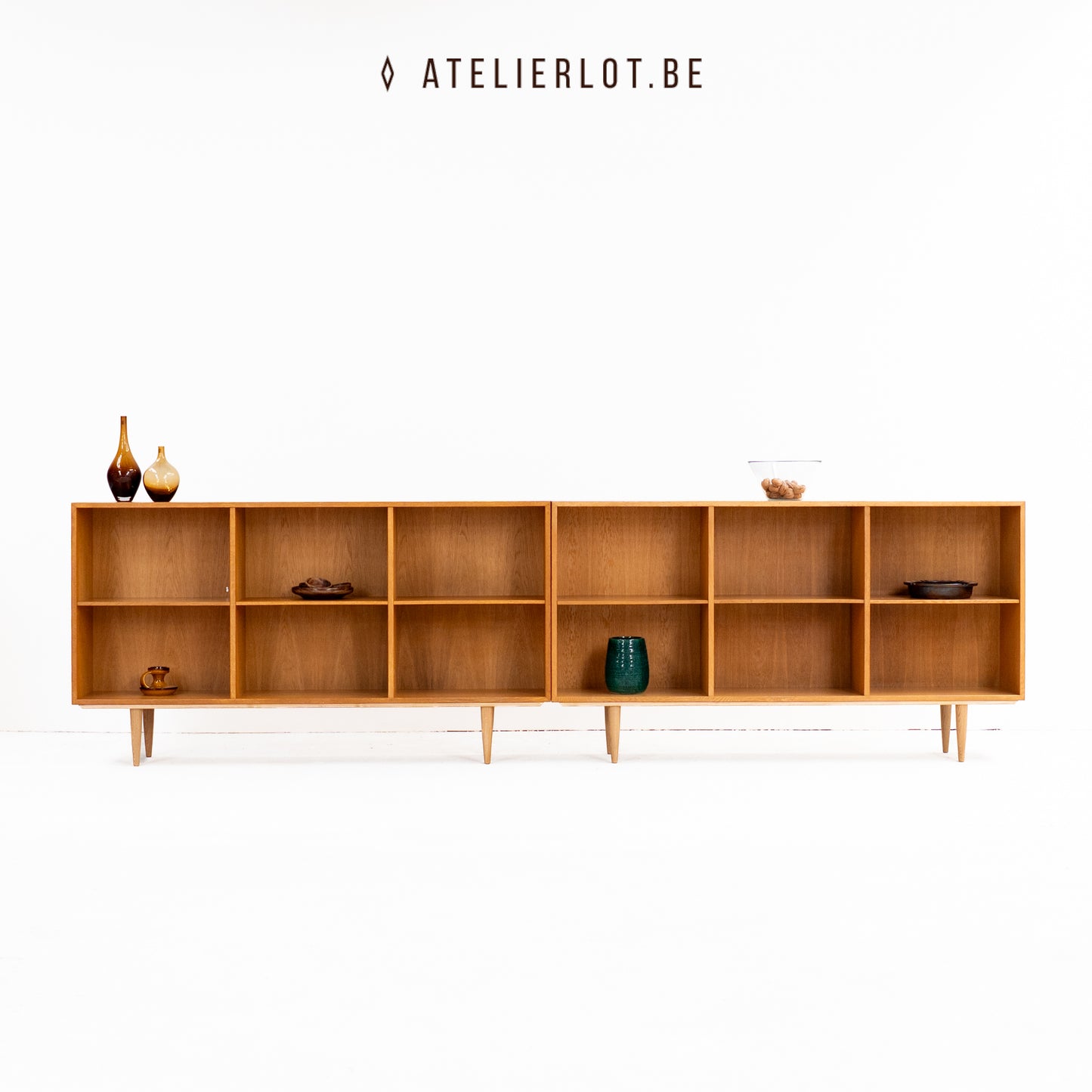 Set van 2 Deense boekenkasten in eikenhout