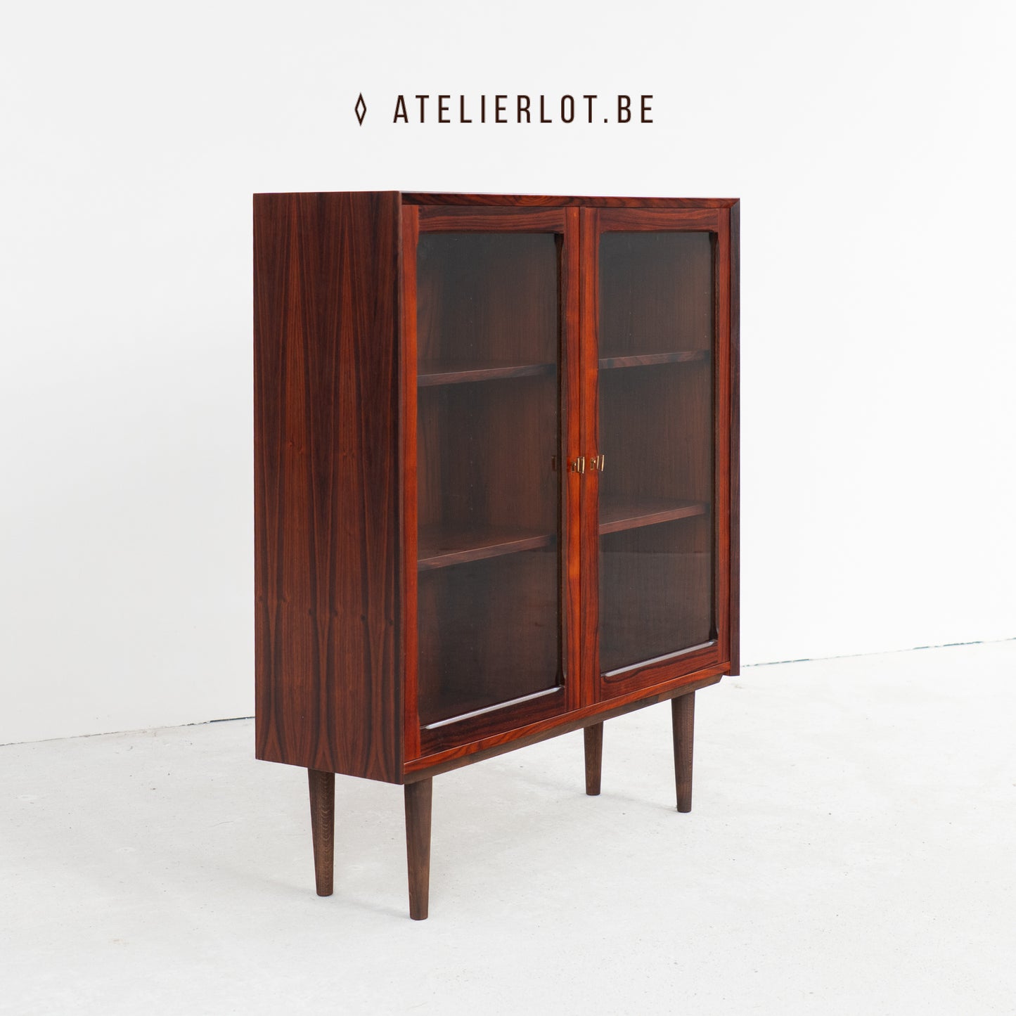 3 kasten Brouer Møbelfabrik (ook apart te koop)
