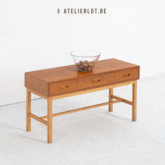 Vintage bijzetkast / tv-kastje