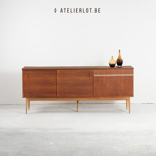 Vintage lowboard 2