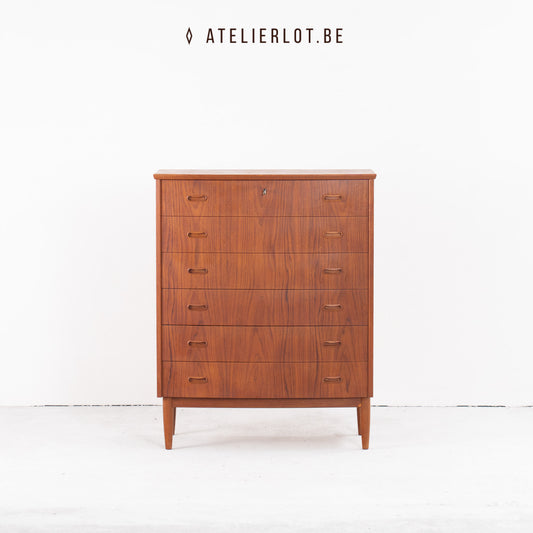 Vintage ladekast gebogen