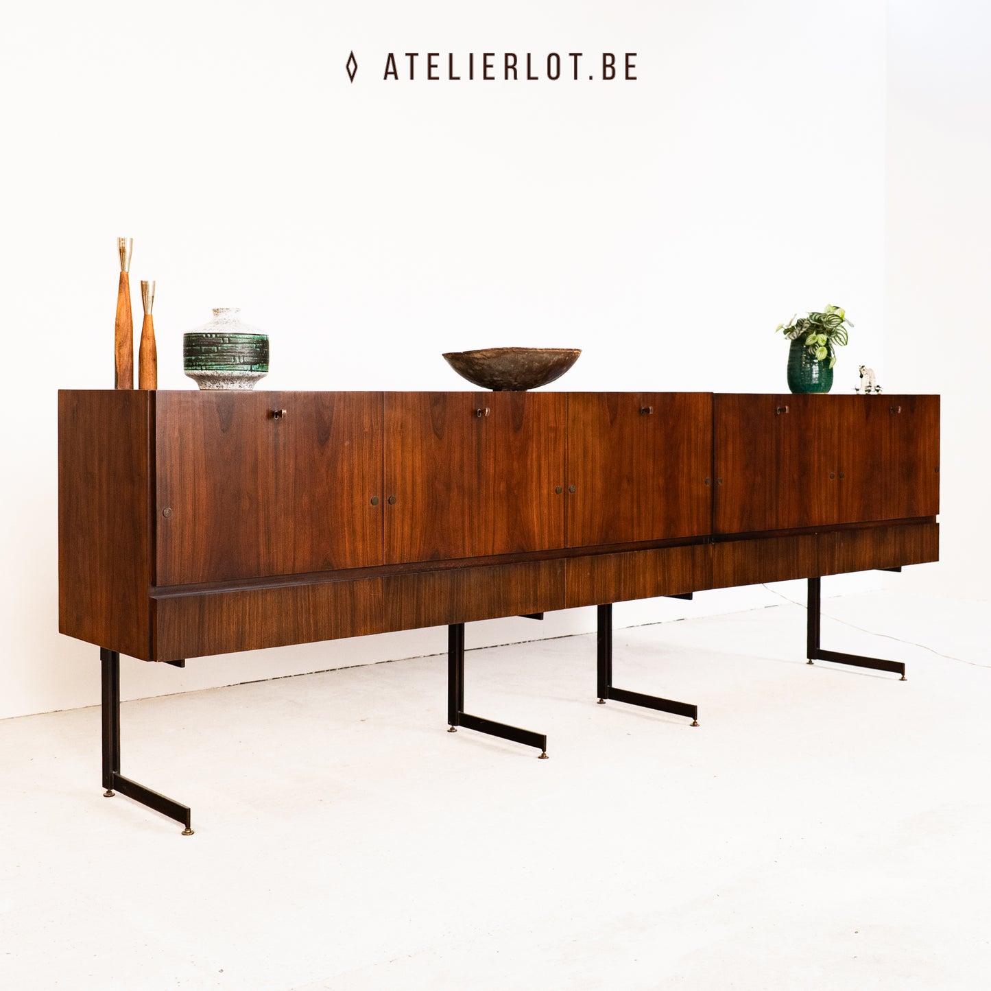 Vintage lowboard palissander