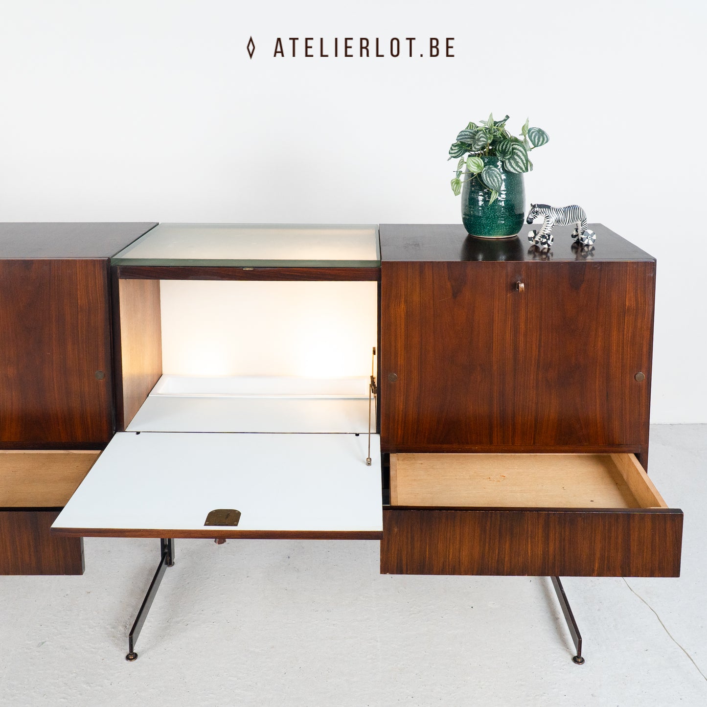 Vintage lowboard palissander