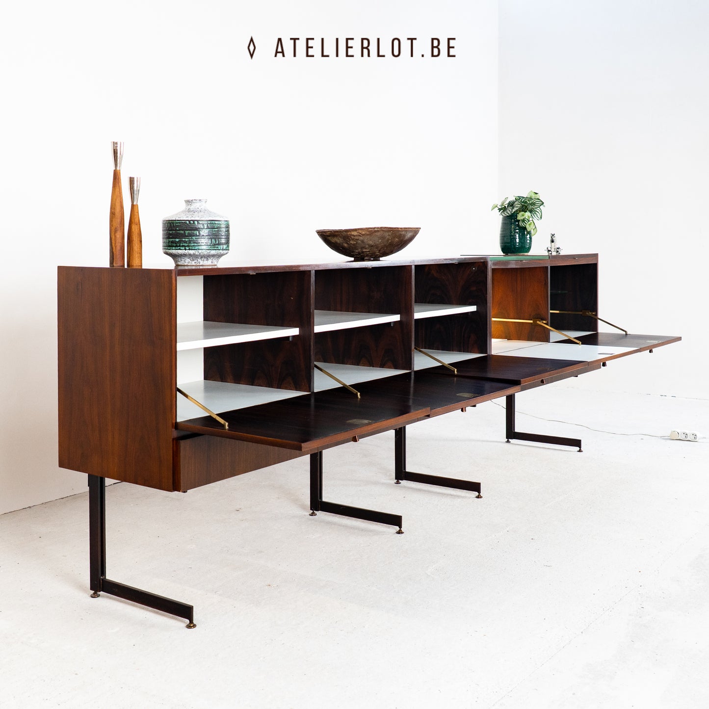 Vintage lowboard palissander