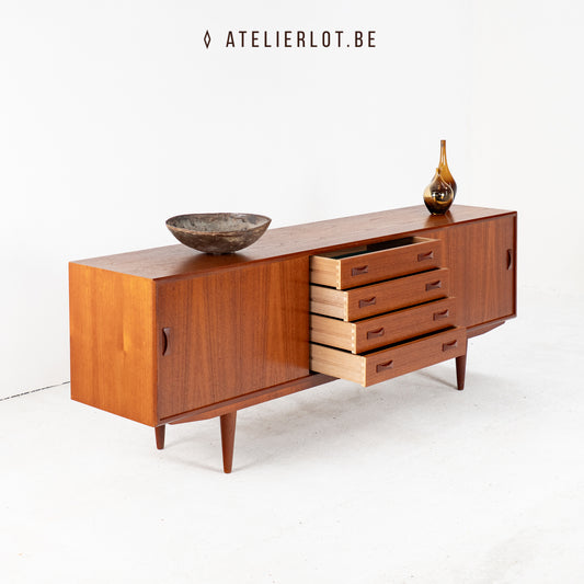 Lowboard Clausen & Søn