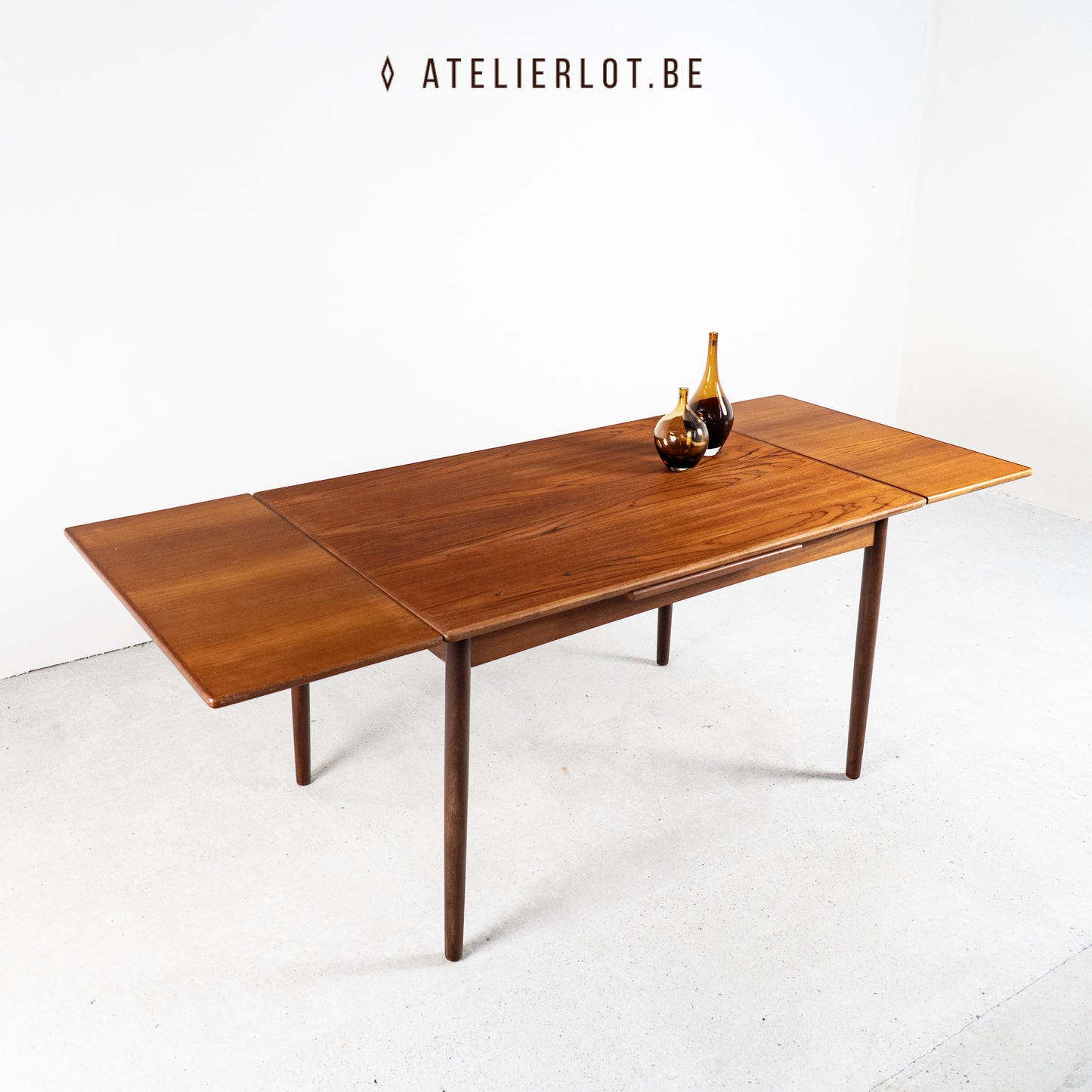 Uitschuifbare eettafel 8