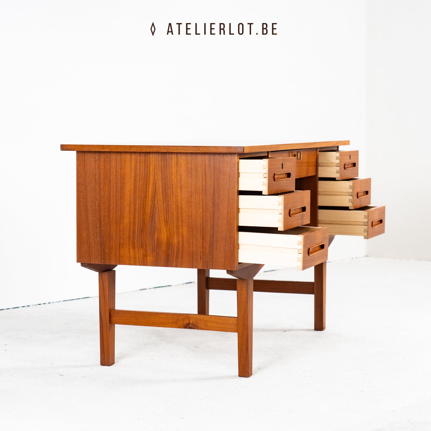 Vintage bureau Denemarken 6