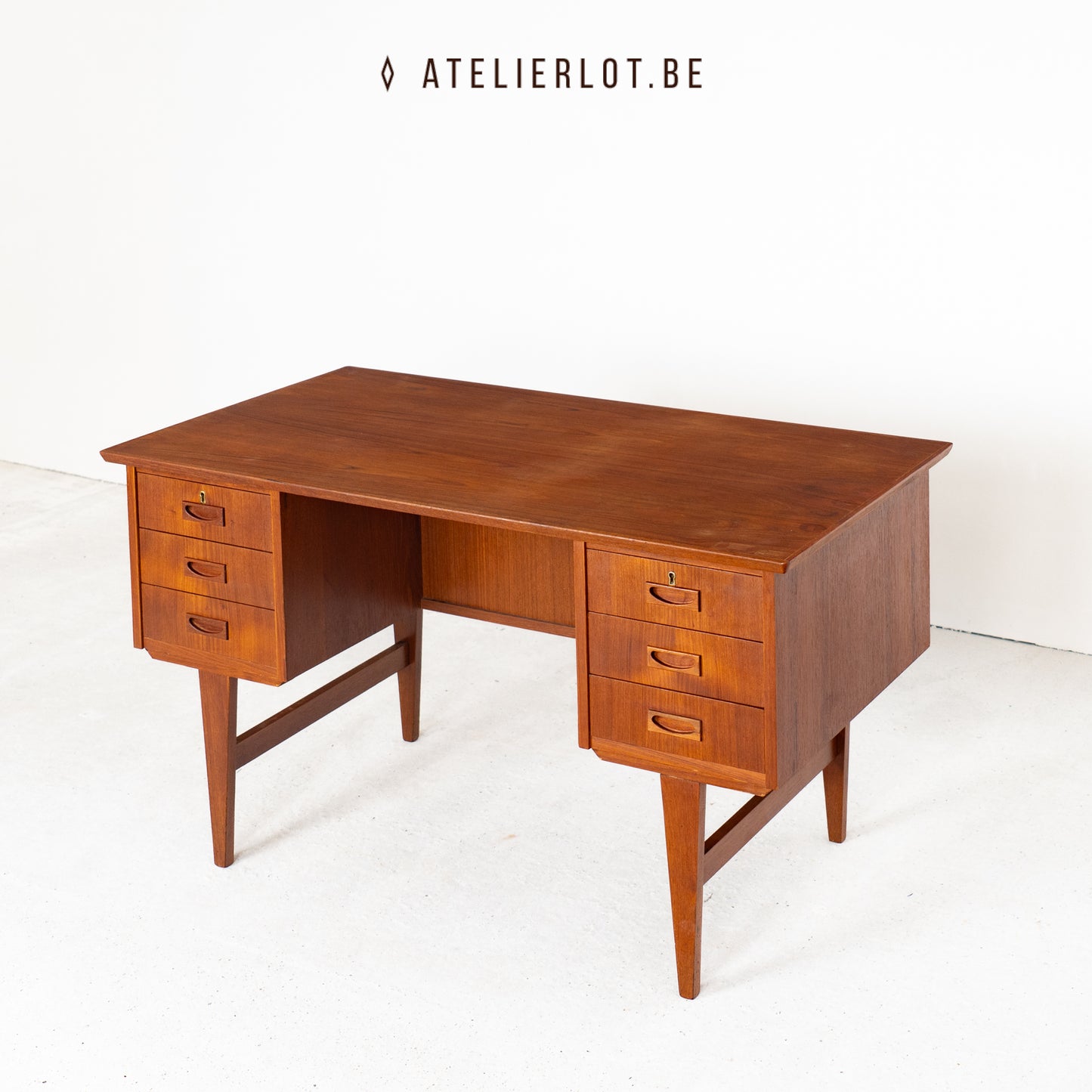 Vintage bureau Denemarken 7