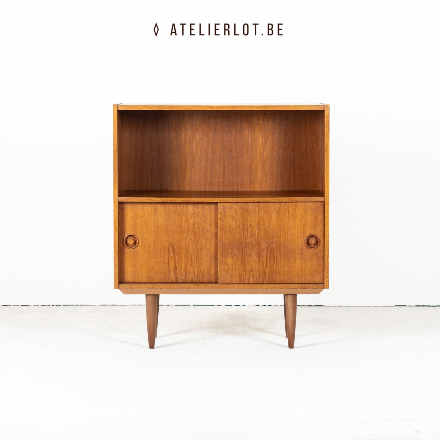 Vintage bijzetkast 2 schuiven