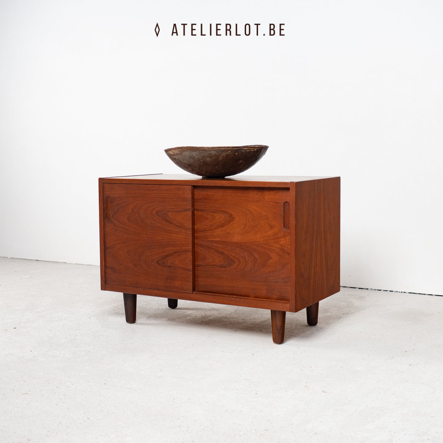 Vintage Deense platenkast