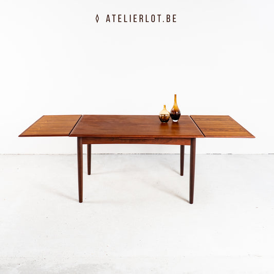 Vintage uitschuifbare eettafel 7