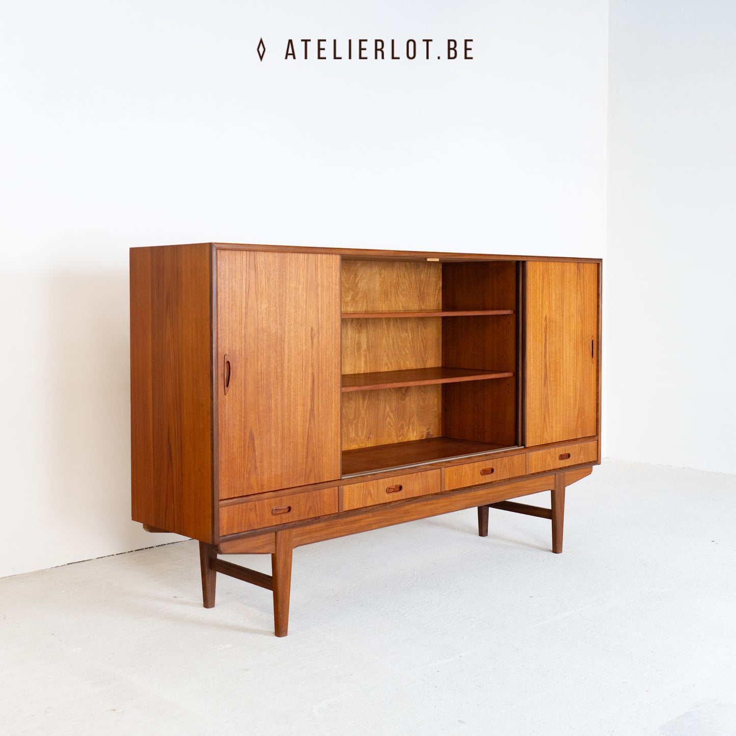 Sideboard Deens 2