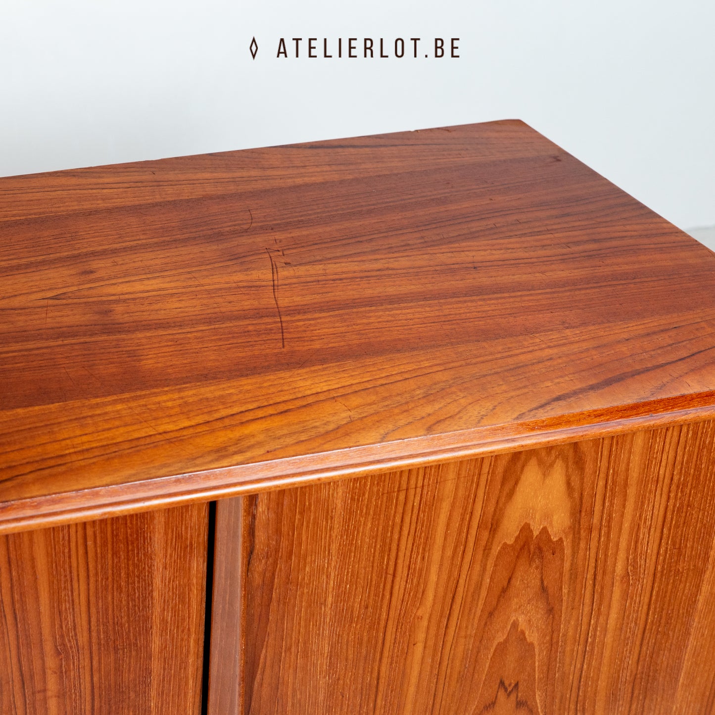 Vintage Deens lowboard 9