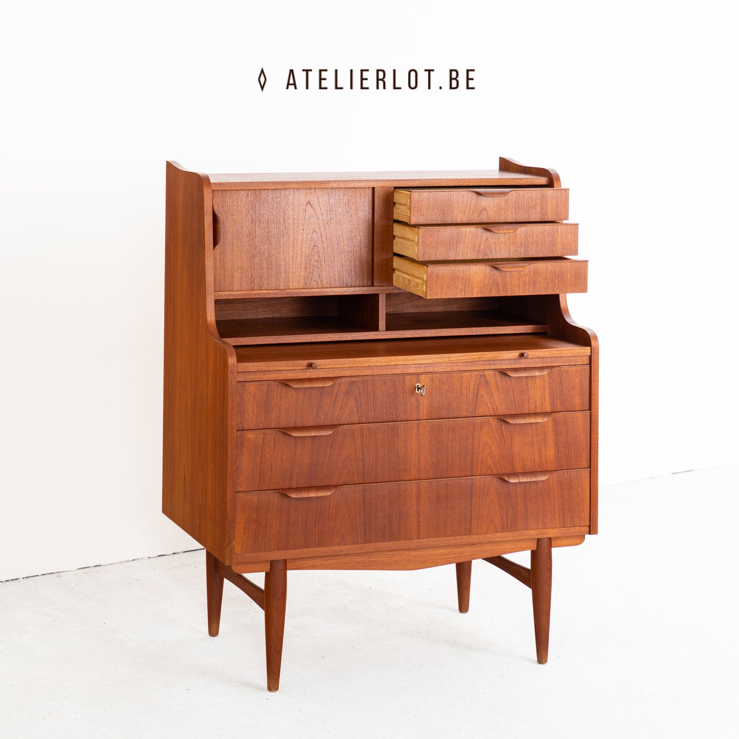 Vintage secretaire teak Storgaard Nielsens Møbelfabrik, geopende kleine schuiven